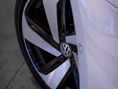 VOLKSWAGEN 2.0 350 TSI GASOLINA GTI DSG