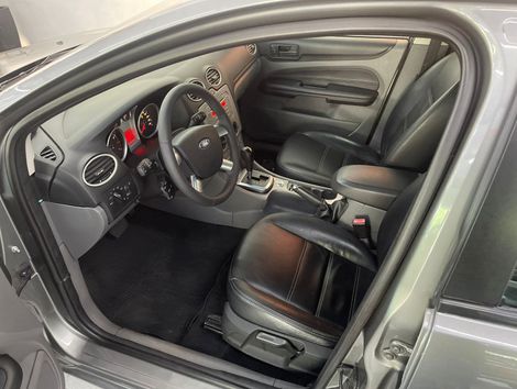 Ford Focus 2.0 16V/SE/SE Plus Flex 5p Aut.