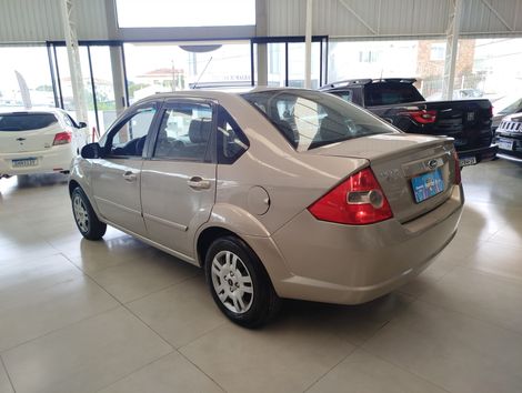 Ford Fiesta Sedan 1.0 8V Flex 4p
