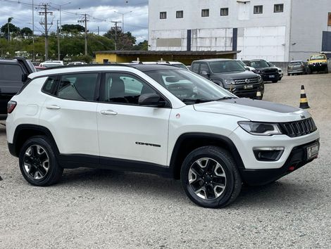 Jeep COMPASS TRAILHAWK 2.0 4x4 Dies. 16V Aut.