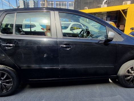 VolksWagen Fox 1.6 Mi Total Flex 8V 5p
