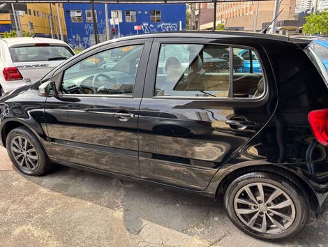 VolksWagen Fox 1.6 Mi Total Flex 8V 5p