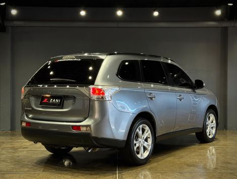 Mitsubishi OUTLANDER 2.0 16V 160cv Aut.