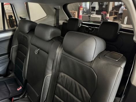 VolksWagen TIGUAN Allspac Comf 250 TSI 1.4 Flex