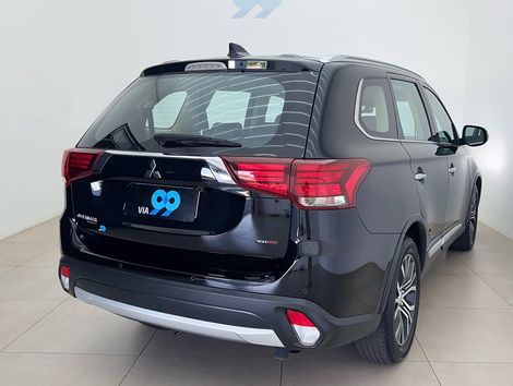 Mitsubishi  2.2 D
