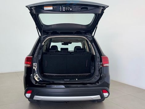 Mitsubishi  2.2 D