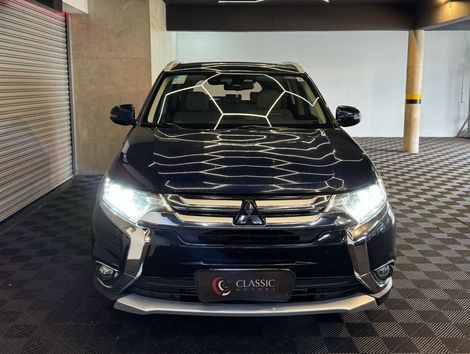 Mitsubishi OUTLANDER 2.2 165cv Diesel Aut.