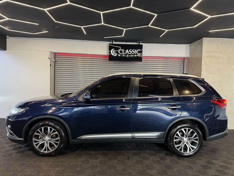 Mitsubishi OUTLANDER 2.2 165cv Diesel Aut.
