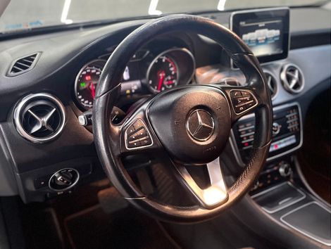Mercedes GLA 200 Advance 1.6/1.6 TB 16V Flex Aut.