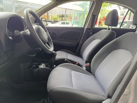 NISSAN March 1.0 16V S (Flex)