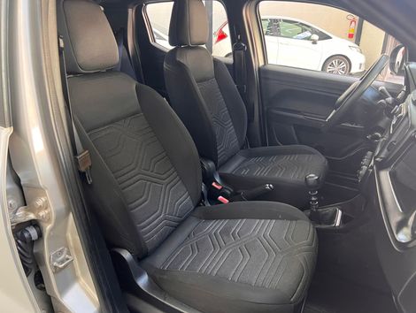 Fiat Strada Freedom 1.3 Flex 8V CD