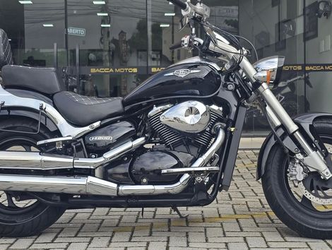 SUZUKI M800