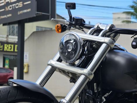 Harley BREAKOUT