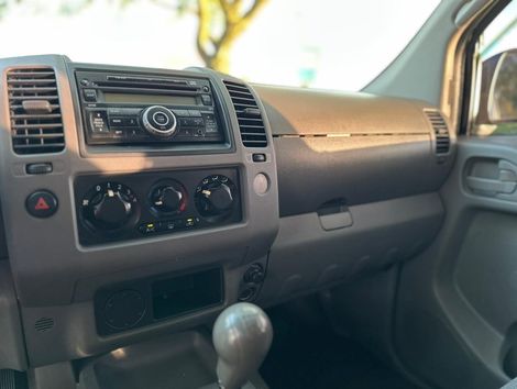 Nissan Frontier XE CD 4x2 2.5 TB Diesel