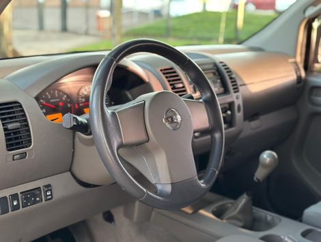 Nissan Frontier XE CD 4x2 2.5 TB Diesel