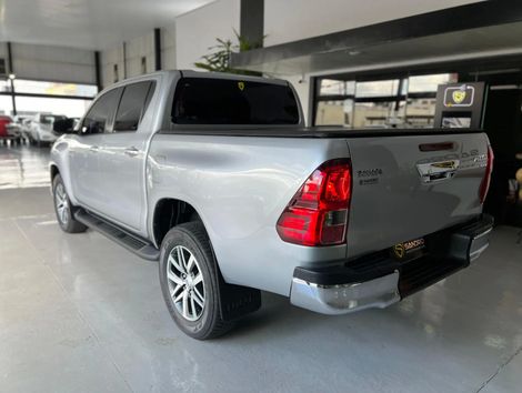 TOYOTA 2.7 SRV 4X2 CD 16V FLEX 4P AUTOMÁTICO