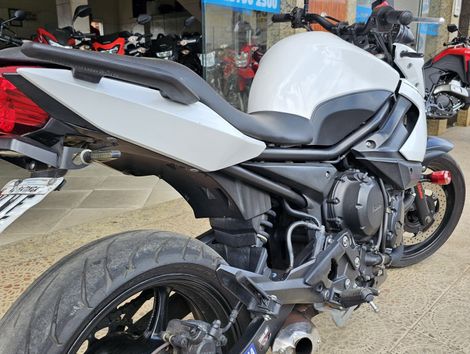 YAMAHA XJ6 N/ABS