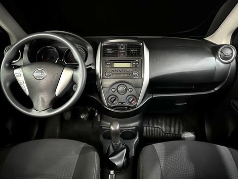 Nissan VERSA SV 1.6 16V FlexStart 4p Mec.
