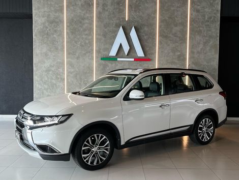 Mitsubishi OUTLANDER 2.2 165cv Diesel Aut.