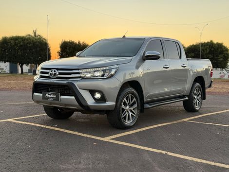 Toyota Hilux CD SRX 4x4 2.8 TDI 16V Diesel Aut.