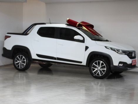 Fiat Strada Volcano 1.3 Flex 8V CD