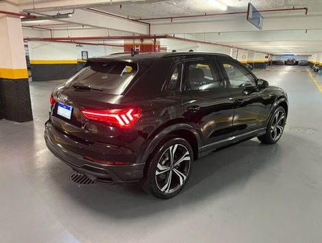 Audi Q3 Perf. Black 2.0 TFSI Tiptr. Quattro