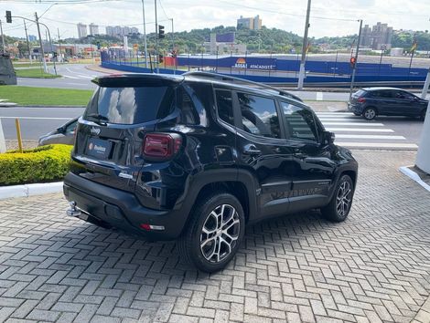 Jeep Renegade Long. T270 1.3 TB 4x2 Flex Aut.