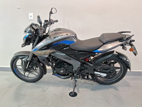 BAJAJ DOMINAR 200