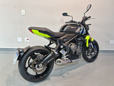 TRIUMPH TRIDENT 660