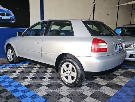Audi A3 1.8 3p