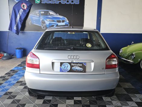 Audi A3 1.8 3p