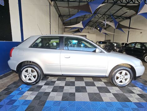 Audi A3 1.8 3p