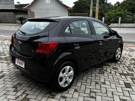 Chevrolet ONIX HATCH LT 1.4 8V FlexPower 5p Mec.