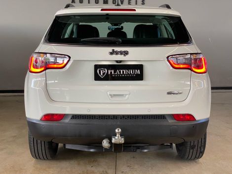 Jeep LONGITUDE 2.0 4x2 Flex 16V Aut. 