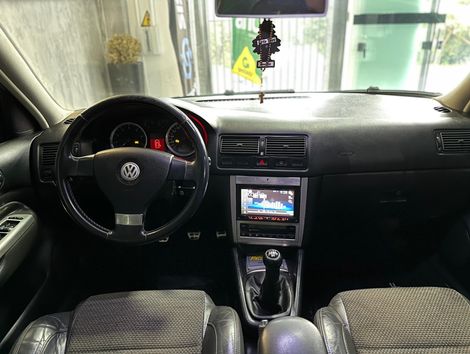 VolksWagen Golf 1.6 Mi Total Flex 8V 4p