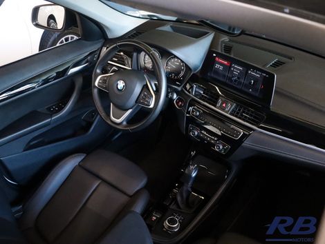 BMW X1 SDRIVE 20i X-Line 2.0 TB Active Flex