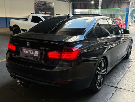 BMW 328iA Sport 2.0 16V/2.0 16V Flex 4p