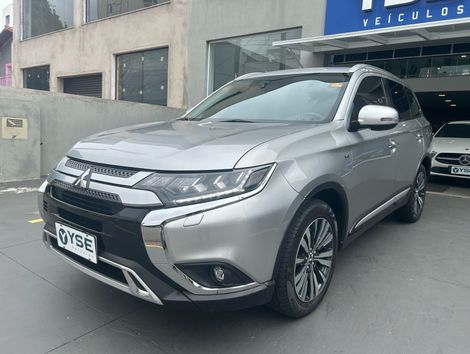 Mitsubishi OUTLANDER HPE-S 3.0 V6 4x4 5p Aut.