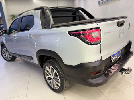 Fiat Strada Volcano 1.3 Flex 8V CD Aut.