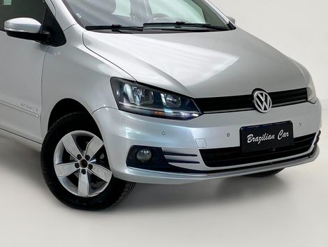 VolksWagen Fox Comfortline 1.6 Flex 8V 5p