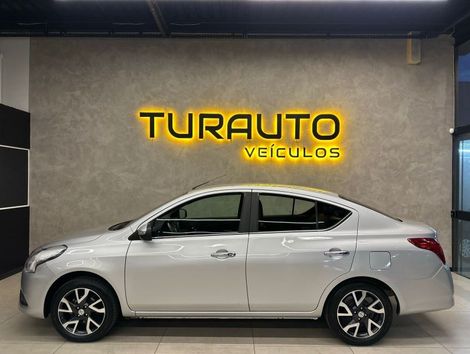 Nissan VERSA SL 1.6 16V FlexStart 4p Aut.