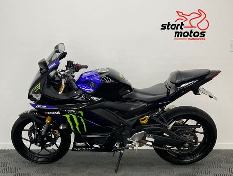 YAMAHA YZF R-3 321/ABS