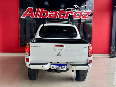 Mitsubishi L200 Triton HPE 3.2 CD TB Int.Diesel Aut