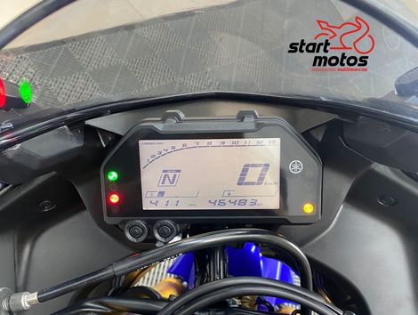 YAMAHA YZF R-3 321/ABS