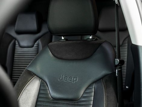 Jeep Commander Limited T270 1.3 TB Flex Aut.