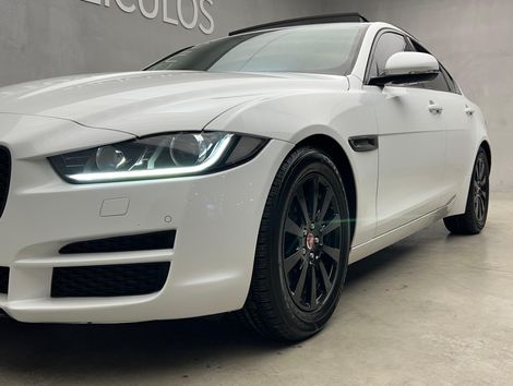 Jaguar XE 2.0 Turbocharged Pure 240cv Aut.
