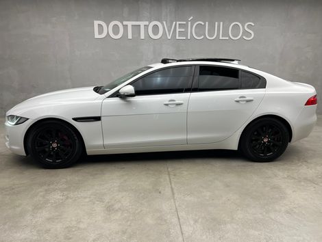 Jaguar XE 2.0 Turbocharged Pure 240cv Aut.