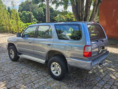 Toyota Hilux SW4 4x4 3.0 8V TB Diesel
