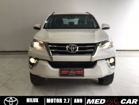 Toyota Hilux SW4 SRV 4x2 2.7 Flex 16V Aut.