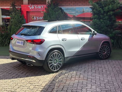 Mercedes GLA 200 AMG Line 1.3 16V TB Aut.(Híb.)